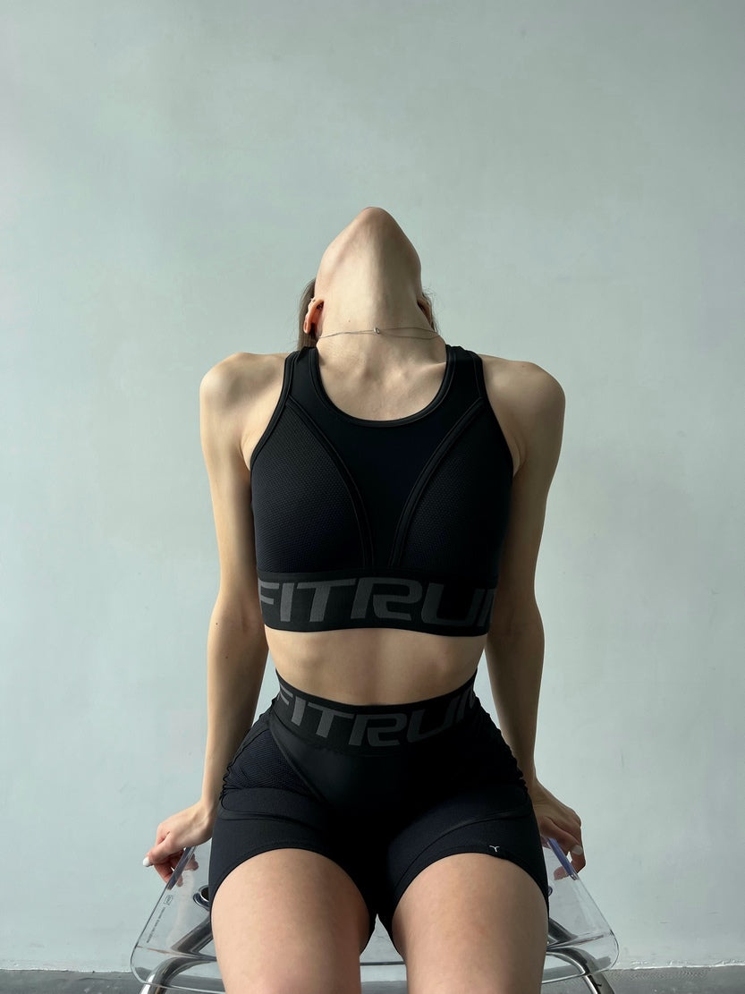 Sports Top FITRUN Top "Total Black Relief"